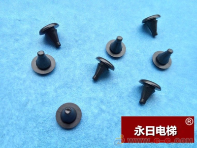 小部件大作用 详解厅门防撞钉/防撞粒如何守护电梯门安全